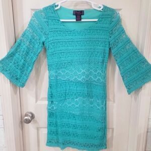 Elegant Teal Lace Long Sleeve Dress